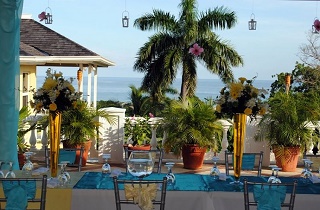 Wedding Guide Jamaica // Hummingbird Hall 