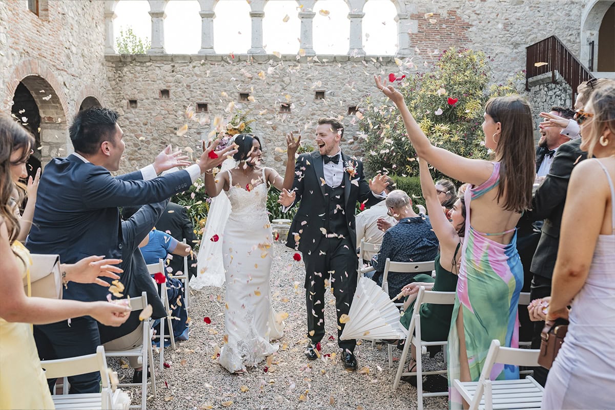 Real Experience Tanusia & Michael Wedding in Spain | Asier Altuna Photography | Wedding Blessing Symbolic Ceremony