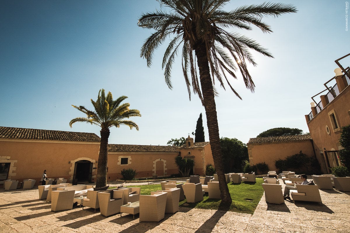 Stephen & Amanda's Irish American Wedding in Sicily Planned by Sicilian Wedding Day Photography by Gianmarco Vetrano 