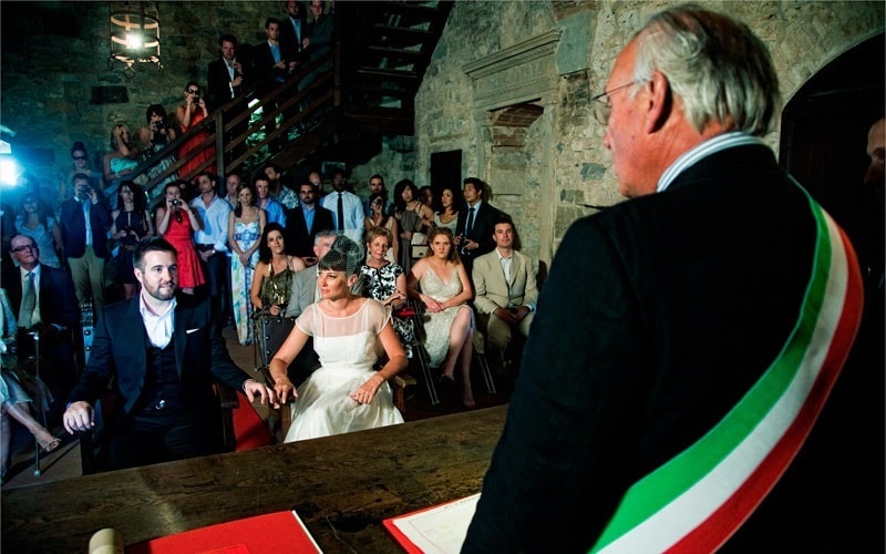 Wedding Abroad Legal Requirements - Overview of the documentation required // Sam & Melita's Destination Wedding in Italy // Wedding Planner Event Angels & The Tuscan Wedding // Photography by biancaw.com